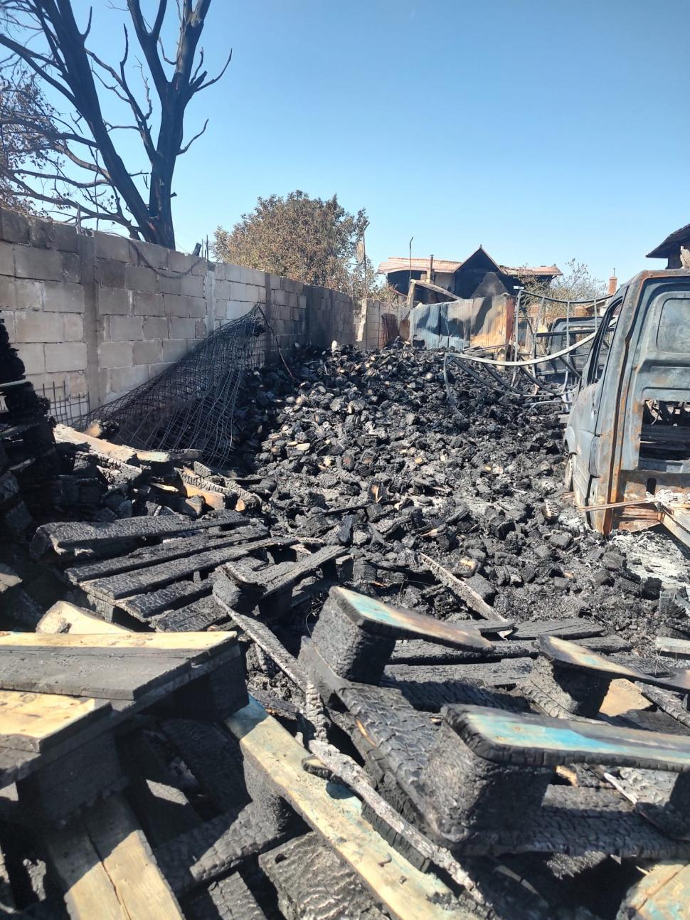 Imagini șocante cu casele distruse în urma exploziilor de la Crevedia 854914