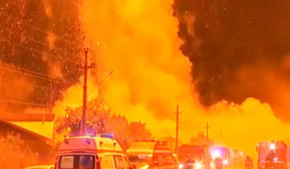 "Pompierii au căzut din suflul puternic care a fost" Mărturii în lacrimi ale oamenilor din Crevedia, după dezastrul provocat de explozie 854738