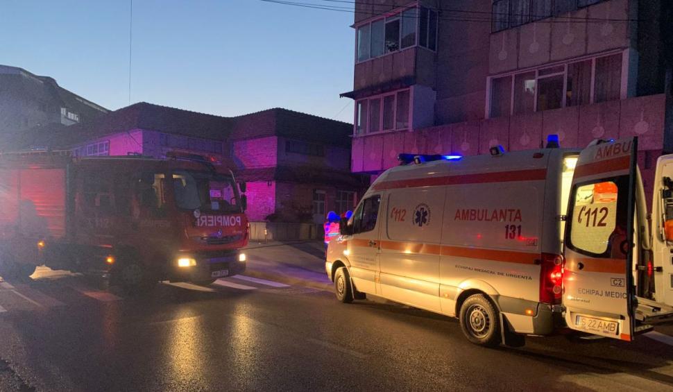 Momentul exploziei de la restaurantul din Paşcani, surprins de camerele de supraveghere. În local erau două butelii GPL 854781