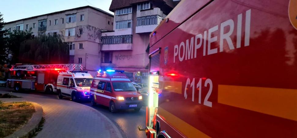 Momentul exploziei de la restaurantul din Paşcani, surprins de camerele de supraveghere. În local erau două butelii GPL 854782