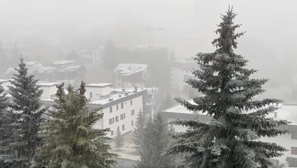 Orașul din Europa unde a nins, la câteva zile după ce au fost 30 de grade! Imagini cu zăpada adusă de Ciclonul Poppea în plină lună august 854932