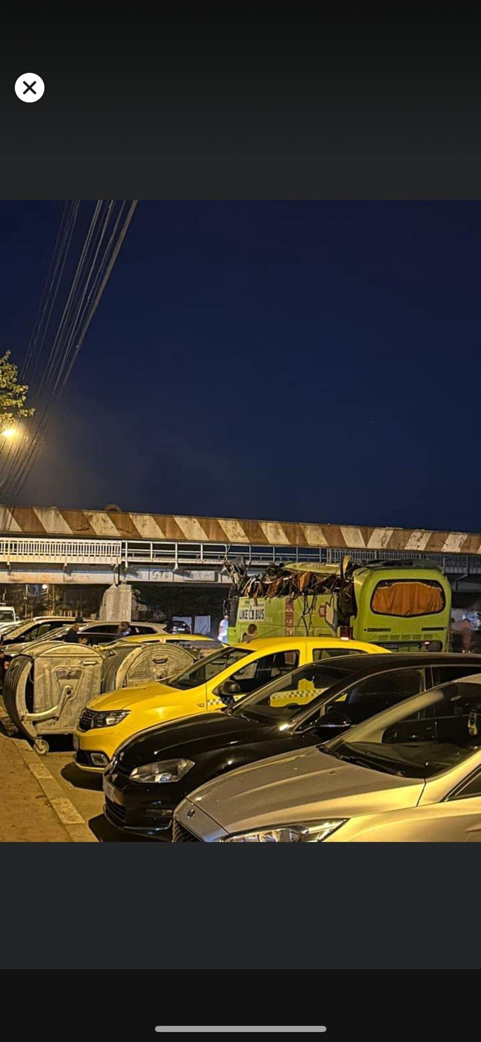 Planul Roșu de intervenție, activat în Năvodari, după un accident grav! Un autocar plin cu călători a intrat într-un pod 854942