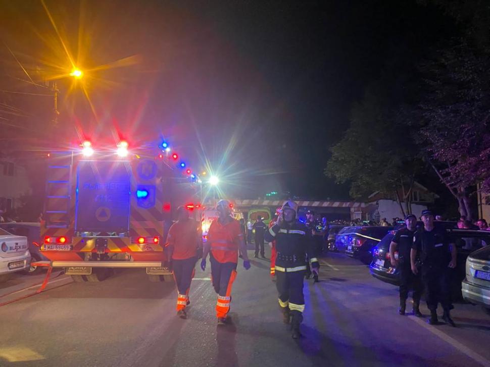 Planul Roșu de intervenție, activat în Năvodari, după un accident grav! Un autocar plin cu călători a intrat într-un pod 854949