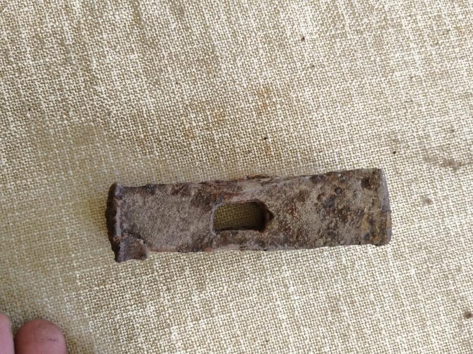 "Unii cred că se scot monedele din pământ precum cartofii" | Colecţia impresionantă de obiecte a unui căutător de comori din Zalău. Recompensa pe care ar putea să o primească 855044