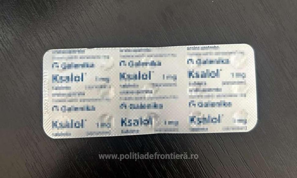 Cea mai mare captură de droguri, la Vama Bechet: Comprimate, în valoare de peste 3 milioane de euro, ascunse într-un camion încărcat cu seminţe de floarea soarelui 854988