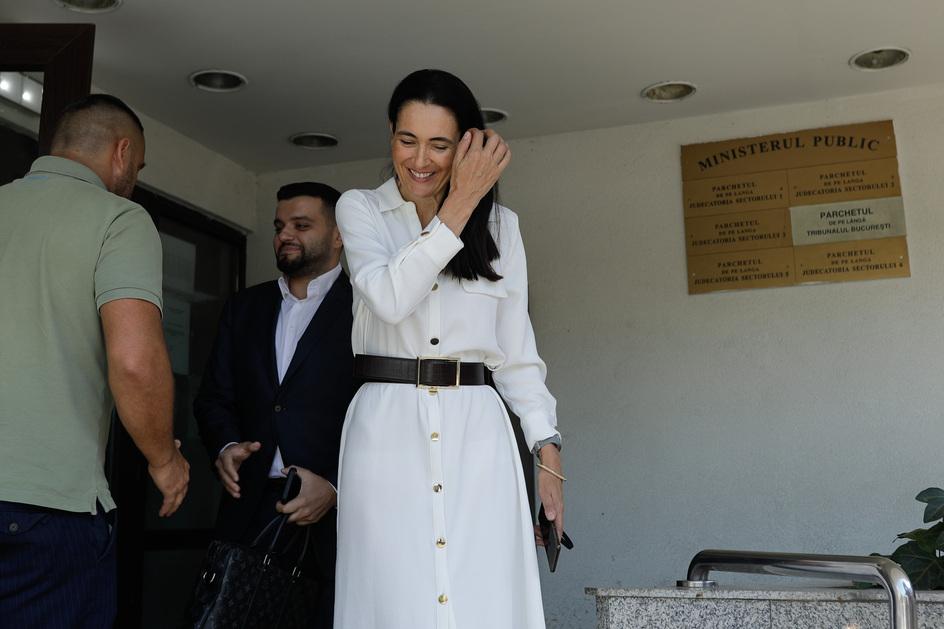 Clotilde Armand, audiată de procurori. Primarul Sectorului 1, urmărit penal pentru folosire a funcţiei pentru favorizarea unor persoane 855031