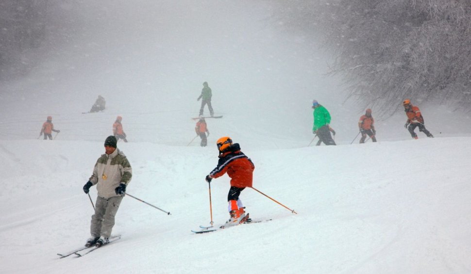 Schimbările climatice ameninţă viitorul staţiunilor de schi din Europa. Jumătate dintre pârtii ar putea dispărea