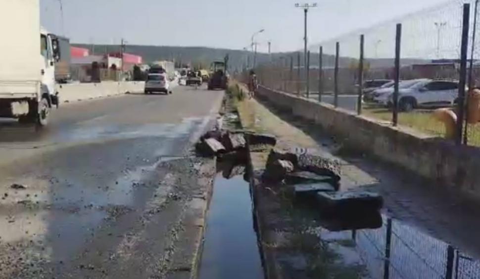 Pericol de explozie în Argeș, din cauza unei țevi de gaz! Peste 100 de persoane au fost evacuate 855018