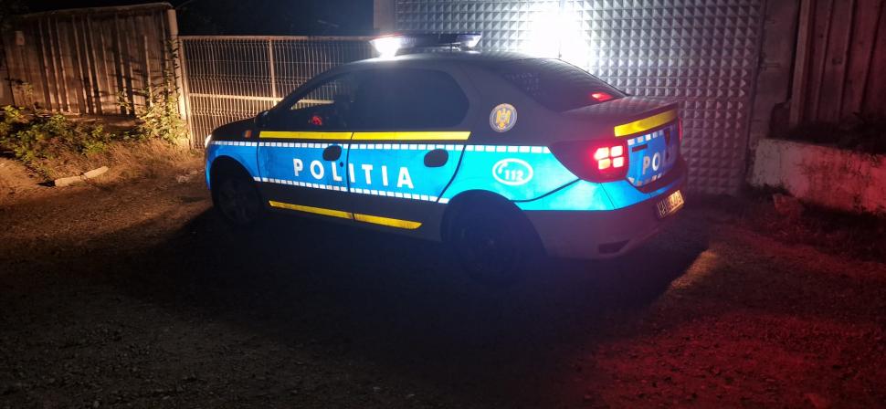 Mamă accidentată de un şofer laş în plină noapte | Copilul ei, autist, a ţinut-o de mână până a venit ambulanţa, în Botoşani 855239