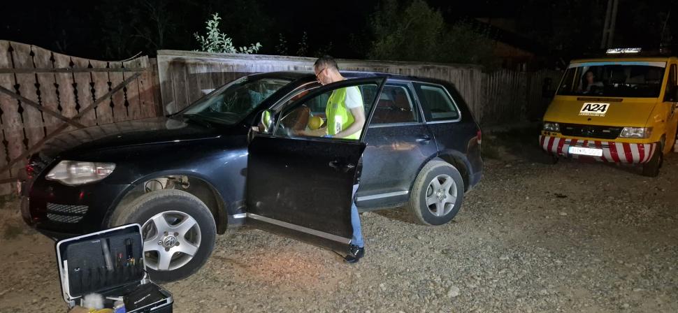 Mamă accidentată de un şofer laş în plină noapte | Copilul ei, autist, a ţinut-o de mână până a venit ambulanţa, în Botoşani 855242