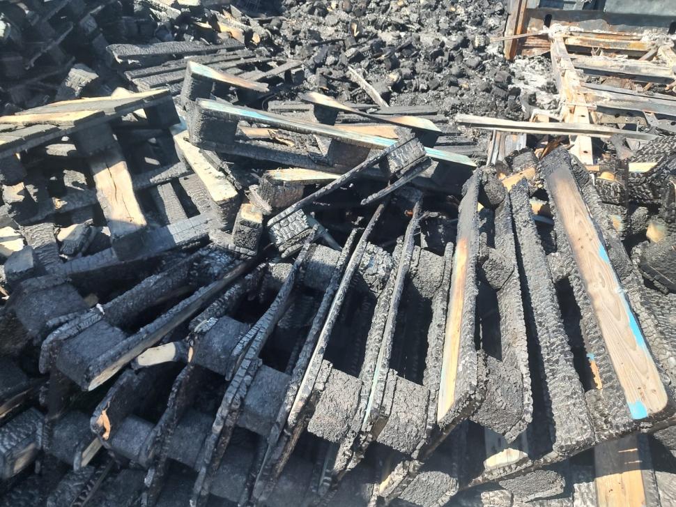 Pericolul de explozie la Crevedia a fost eliminat. ISU Dâmboviţa anunţă că intervenţia s-a încheiat 855741