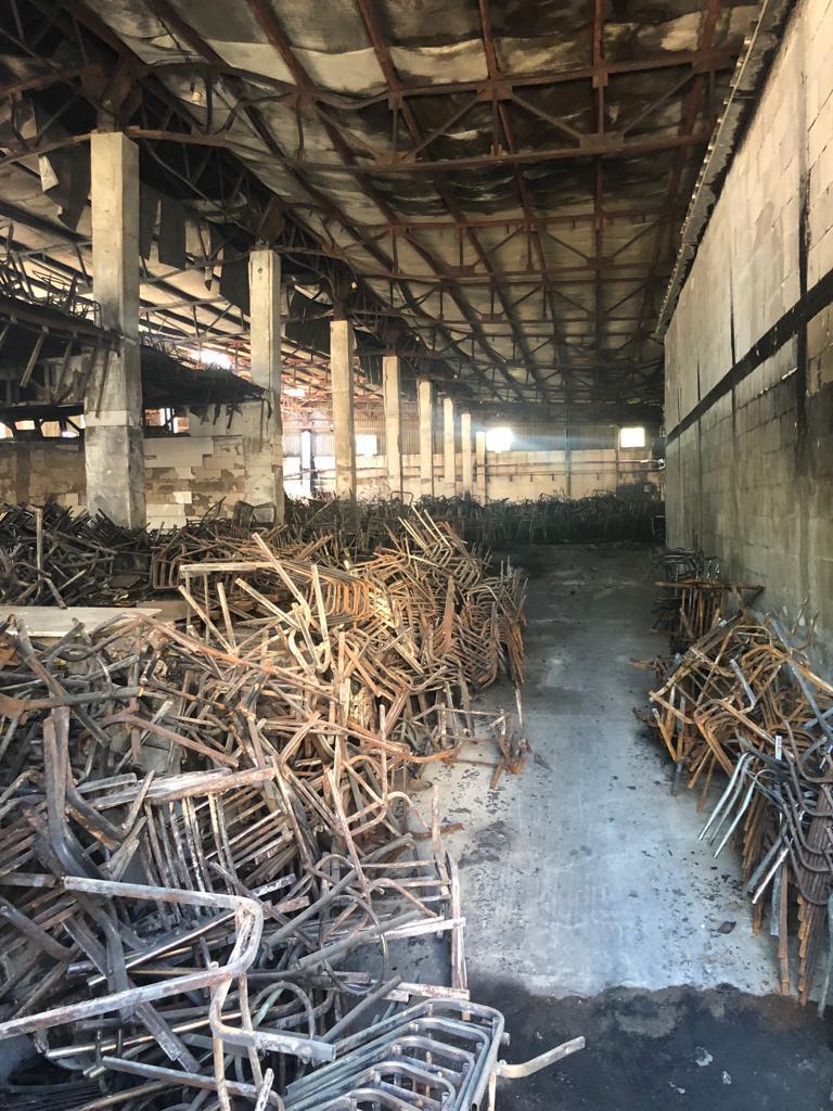 "Suntem la o lună-două de faliment". Pagubă de 1.000.000 de euro şi anchetă tergiversată, după un incendiu la un depozit din Jilava 855557