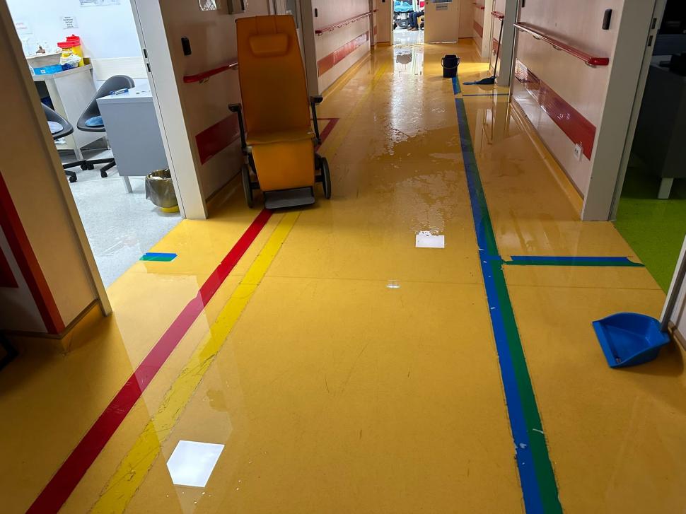 Unitatea de Primiri Urgențe de la Spitalul "Bagdasar Arseni", inundată după ploaia de aseară | Activitatea în UPU a fost reluată 855509