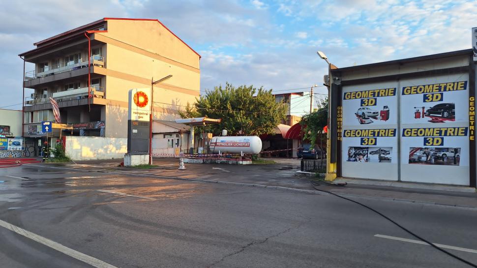 "Ne e frică cu bomba lângă casă" | Mărturia unui bărbat evacuat din zona staţiei GPL din Sectorul 3, Bucureşti 856128