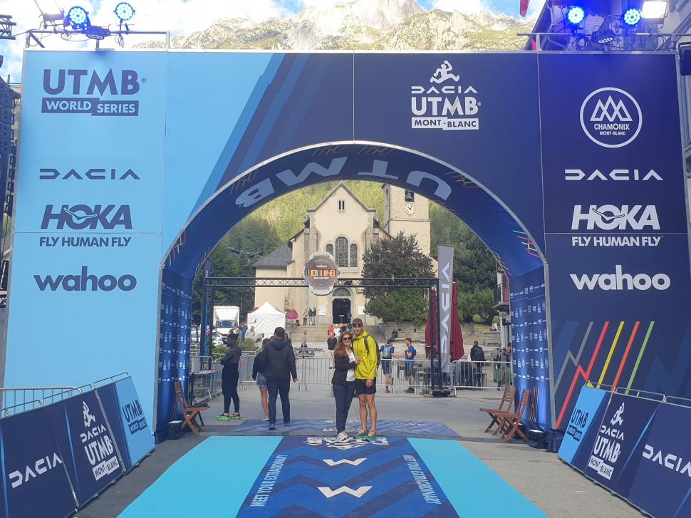 El este Marius Iorga, profesor de religie și ultramaratonistul care a încheiat una dintre cele mai dure curse din lume 856409