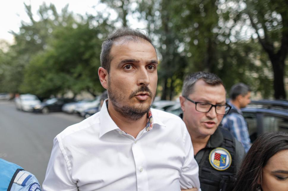 Patronii stației GPL de la Crevedia au fost reținuți 856600