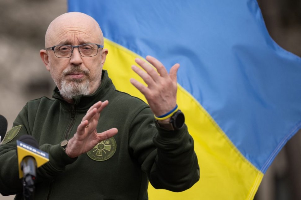 Fostul ministru ucrainean al apărării: "Războiul costă Ucraina 100 de milioane de dolari pe zi"