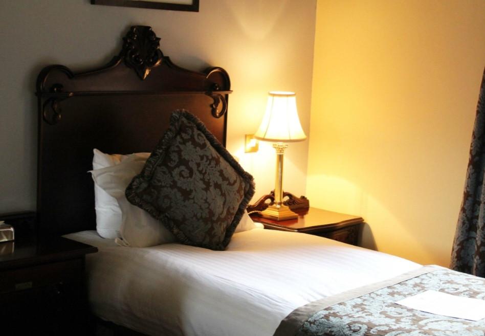 Cazare la castel, cu istorie și legende "la pachet" 856928