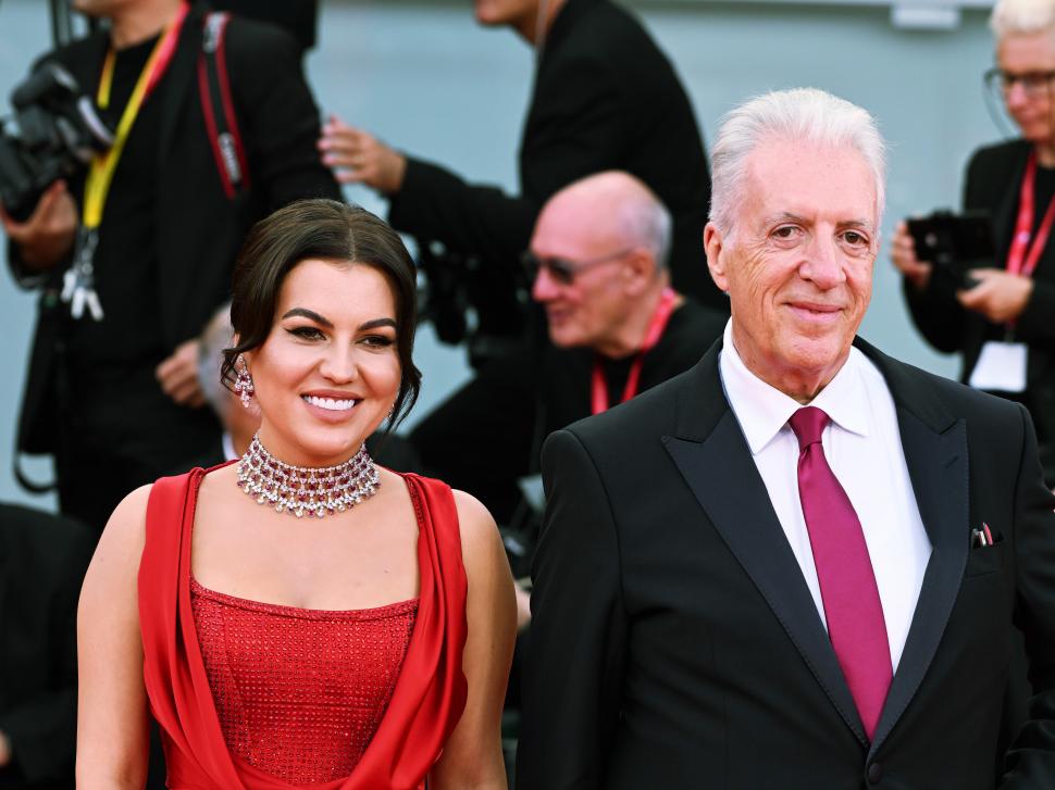 Mădălina Ghenea şi Romina Gingaşu, româncele care au făcut senzaţie pe covorul roşu de la Veneţia 857032