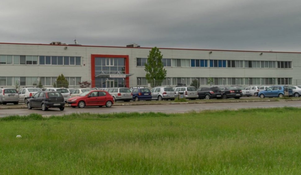 O fabrică închisă și o alta restructurată, în două orașe mari din România! Procesul a început în august și este în curs de desfășurare