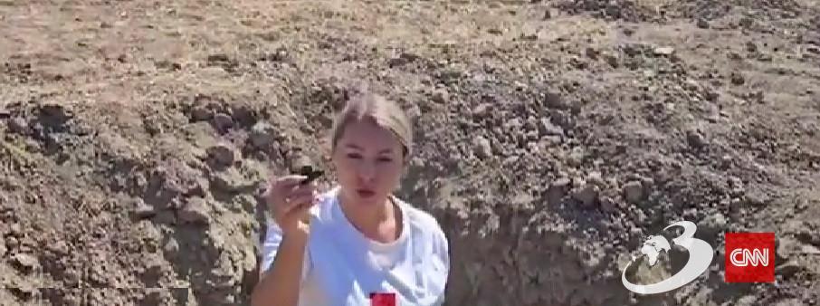 Imagini cutremurătoare cu craterul descoperit la locul căderii celei de a doua drone. Echipa Antena 3 CNN a ajuns la locul impactului, în Tulcea 857325