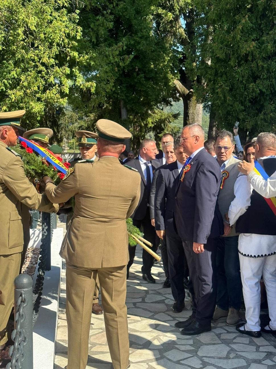 Nicolae Ciucă: "Apartenența țării la structurile euro-atlantice este destinul nostru istoric, iar cei ce spun altceva sunt falși patrioți" 857373