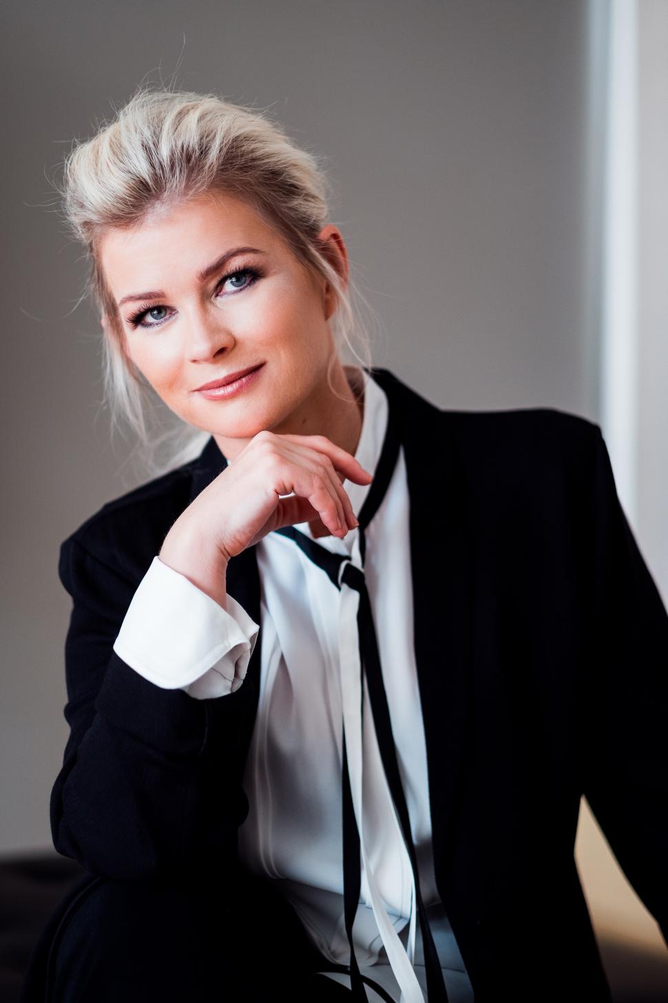 Dirijoarea Anu Tali, pe scena Festivalului Internațional George Enescu 857417