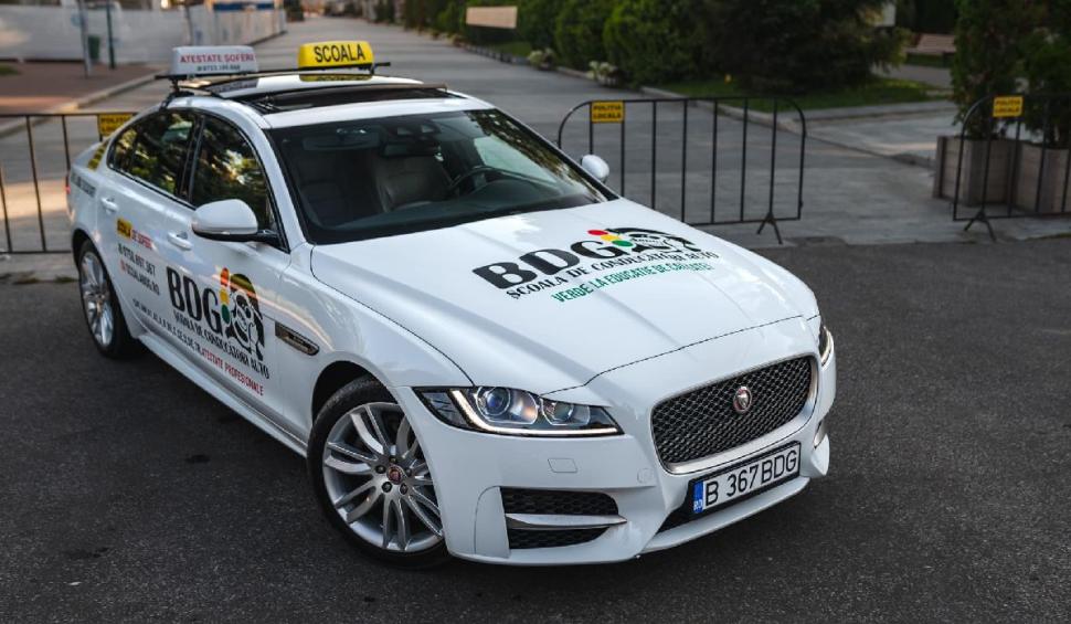 Obține permisul de conducere mai ușor cu școala auto BDG 857425