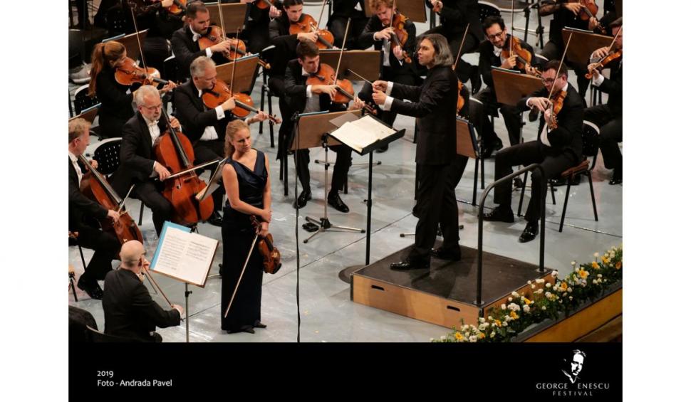 Dirijorul Vladimir Jurowski revine pe scena Festivalului Internațional George Enescu alături de Orchestra Operei de Stat Bavareze 857592