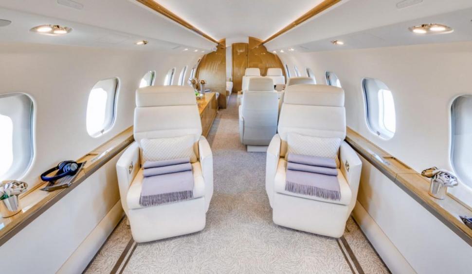 Imagini din avionul cu care Klaus Iohannis a plecat la Adunarea generală ONU 858635