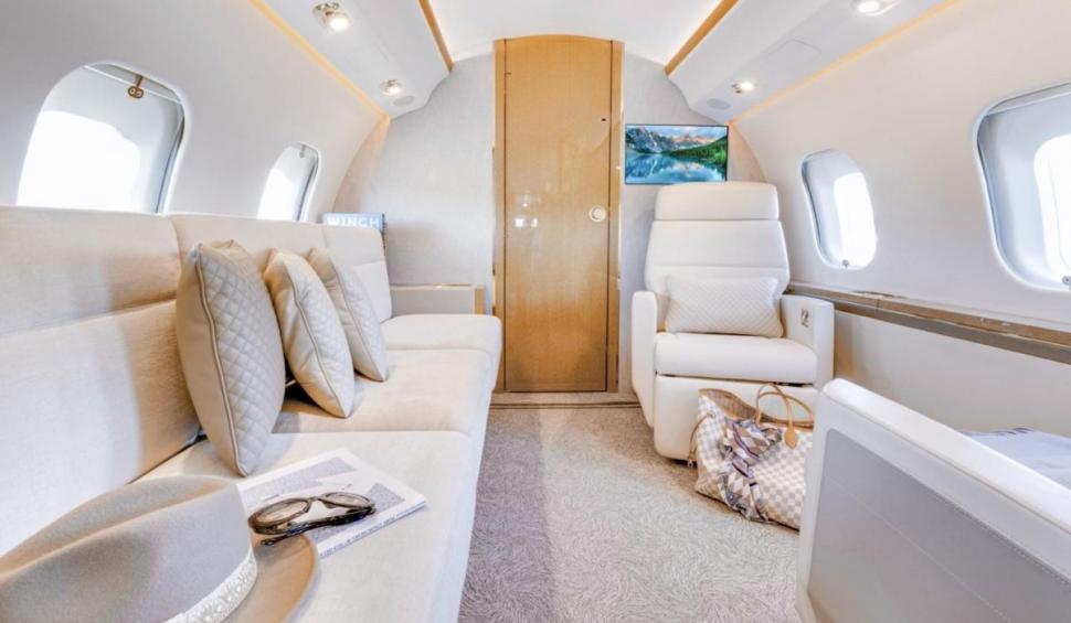 Imagini din avionul cu care Klaus Iohannis a plecat la Adunarea generală ONU 858636