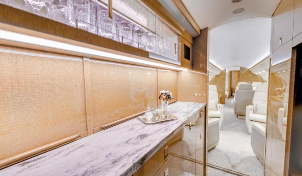 Imagini din avionul cu care Klaus Iohannis a plecat la Adunarea generală ONU 858640