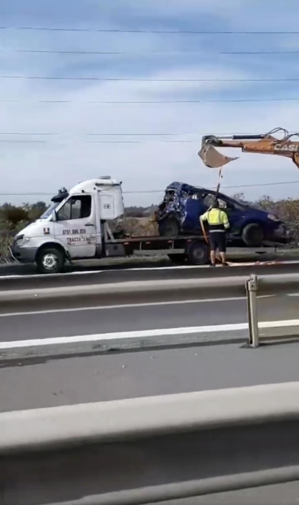 Cinci oameni care mergeau la muncă și-au pierdut viața în accidentul cumplit de pe Autostrada A1, din cauza unui șofer de TIR, orbit de soare 858882