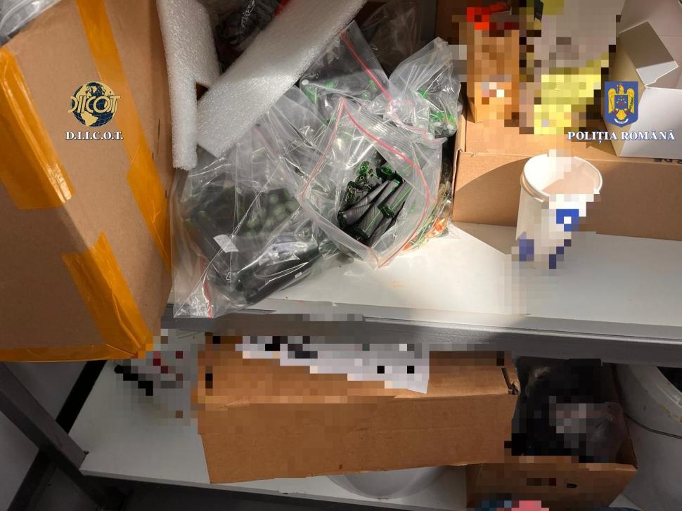 Prăjituri, jeleuri şi dispozitive de vapat cu droguri, vândute inclusiv copiilor de zeci de firme din toată ţara 858855