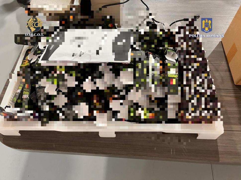 Prăjituri, jeleuri şi dispozitive de vapat cu droguri, vândute inclusiv copiilor de zeci de firme din toată ţara 858856