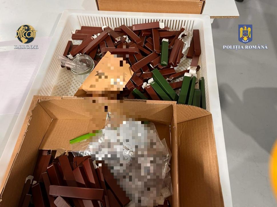 Prăjituri, jeleuri şi dispozitive de vapat cu droguri, vândute inclusiv copiilor de zeci de firme din toată ţara 858857