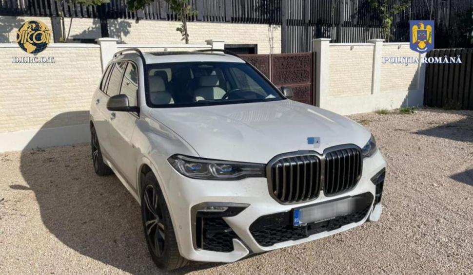 Procurorii DIICOT au confiscat trei maşini de lux, după percheziţiile făcute acasă la milionarul Călin Donca 858892