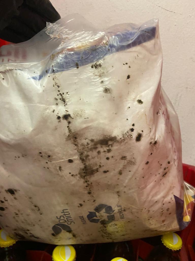 Taverna Racilor Timişoara, închisă de comisarii ANPC | Primele imagini cu neregulile găsite în restaurant 859315