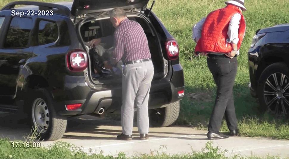 Om de afaceri cunoscut, despre culisele trădării baronului de Vaslui de către prietenul "Farmazon": "Emil Savin a făcut avere pe barba lui Dumitru Buzatu. A dat dovadă de o prostie imensă" 859818