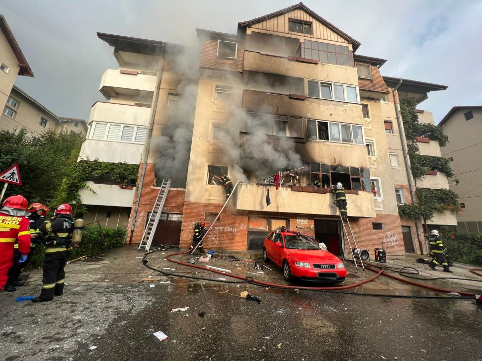 Explozie puternică într-un bloc din Sibiu. Doi oameni au murit 859744