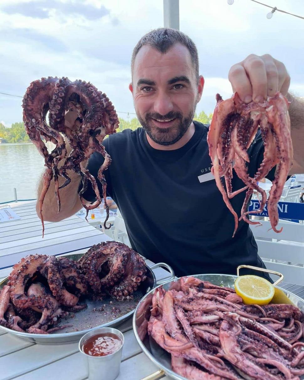 Decizie radicală luată de Pescobar în plin război cu ANPC: "Vindem, tati, că n-avem ce să facem”  859935