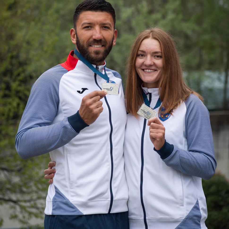 Nuntă de poveste în lumea sportului: Canotorii Adriana Ailincăi şi Constantin Adam s-au căsătorit religios | "Performanța se face în familie" 859861