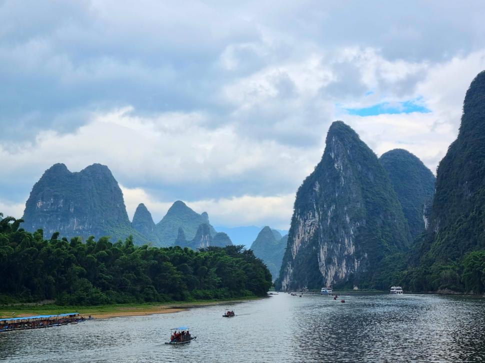 Topul destinațiilor turistice de toamnă: circuite în destinații exotice 859891