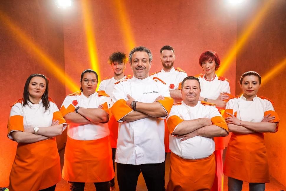 Chefi la cuţite, sezonul 12. Bontea, Dumitrescu şi Scărlătescu şi-au format echipele. Începe marea confruntare 860101