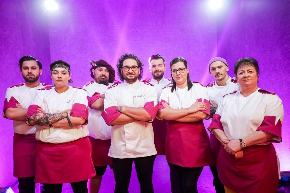 Chefi la cuţite, sezonul 12. Bontea, Dumitrescu şi Scărlătescu şi-au format echipele. Începe marea confruntare 860102