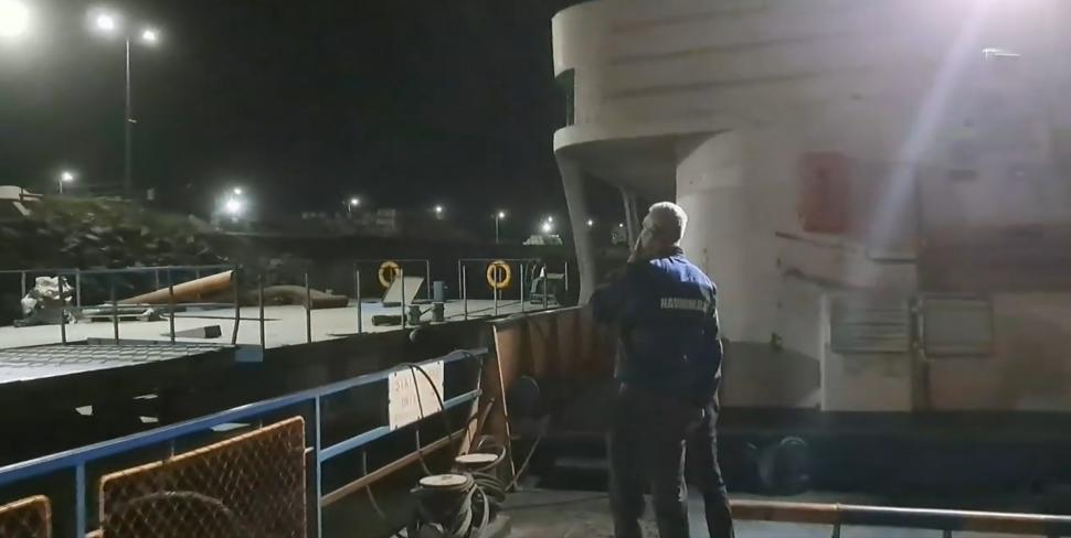 Rusia a bombardat în apropiere de Isaccea. O dronă a căzut și a explodat lângă un bac cu români | Vama Isaccea a fost închisă și sunt răniți pe malul ucrainean 860009