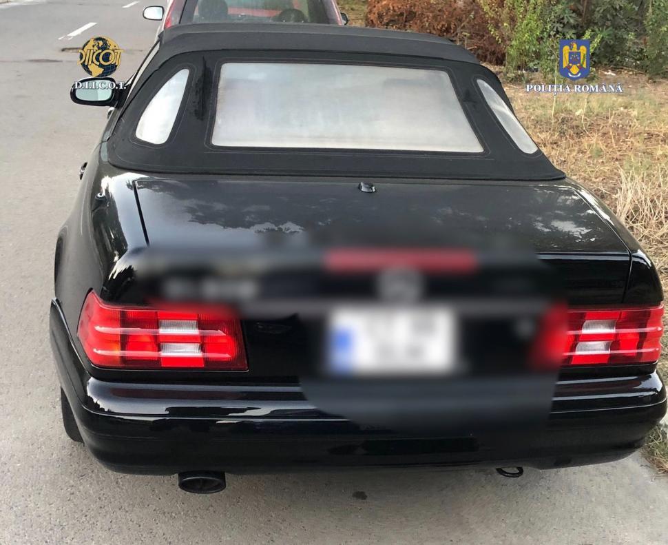 Mai multe tinere recrutate ca dansatoare într-un club pentru adulți din Constanța, obligate să se prostitueze  860169