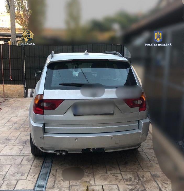 Mai multe tinere recrutate ca dansatoare într-un club pentru adulți din Constanța, obligate să se prostitueze  860170