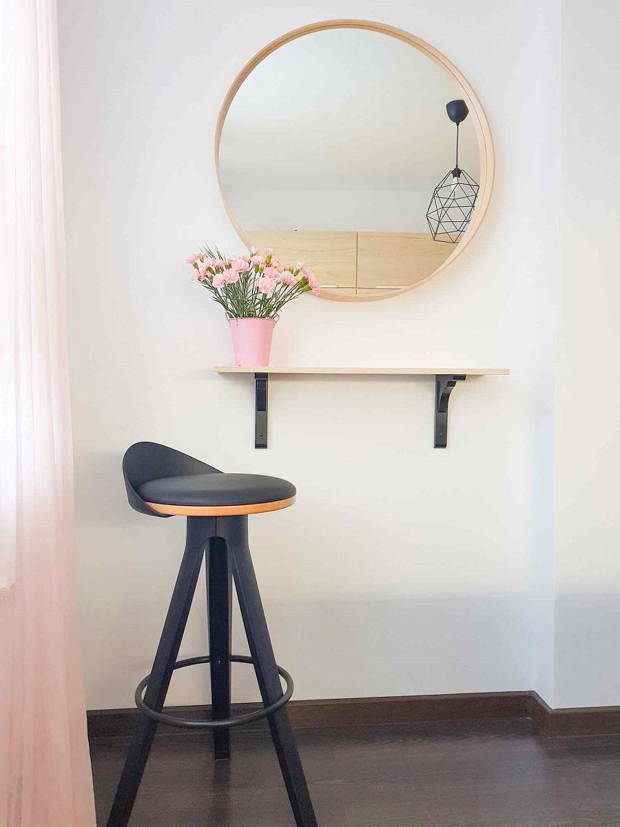 Scaune confortabile pentru masa de toaletă. Care este cea mai bună alegere 860276