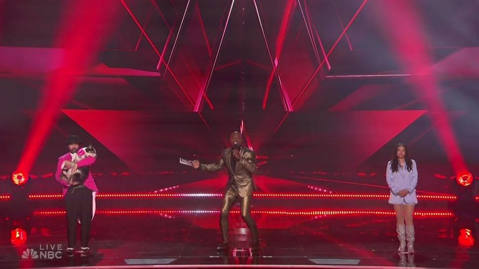 Românul Adrian Stoica a câştigat un milion de dolari alături de câinele său la America's Got Talent, cel mai mare concurs de talente din lume 860528